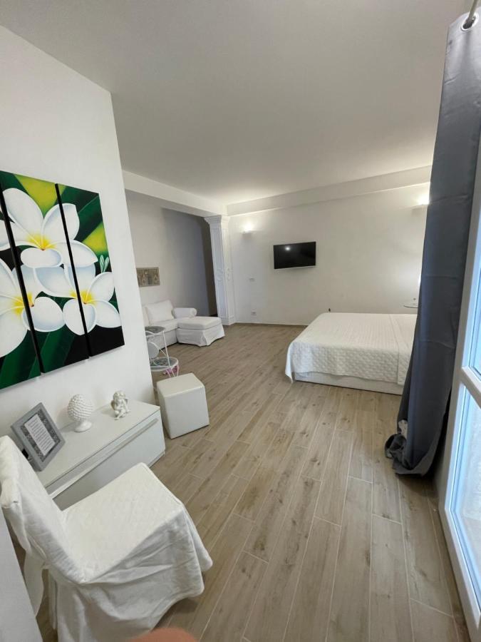 Salentina White House Bed & Breakfast Lecce Bagian luar foto